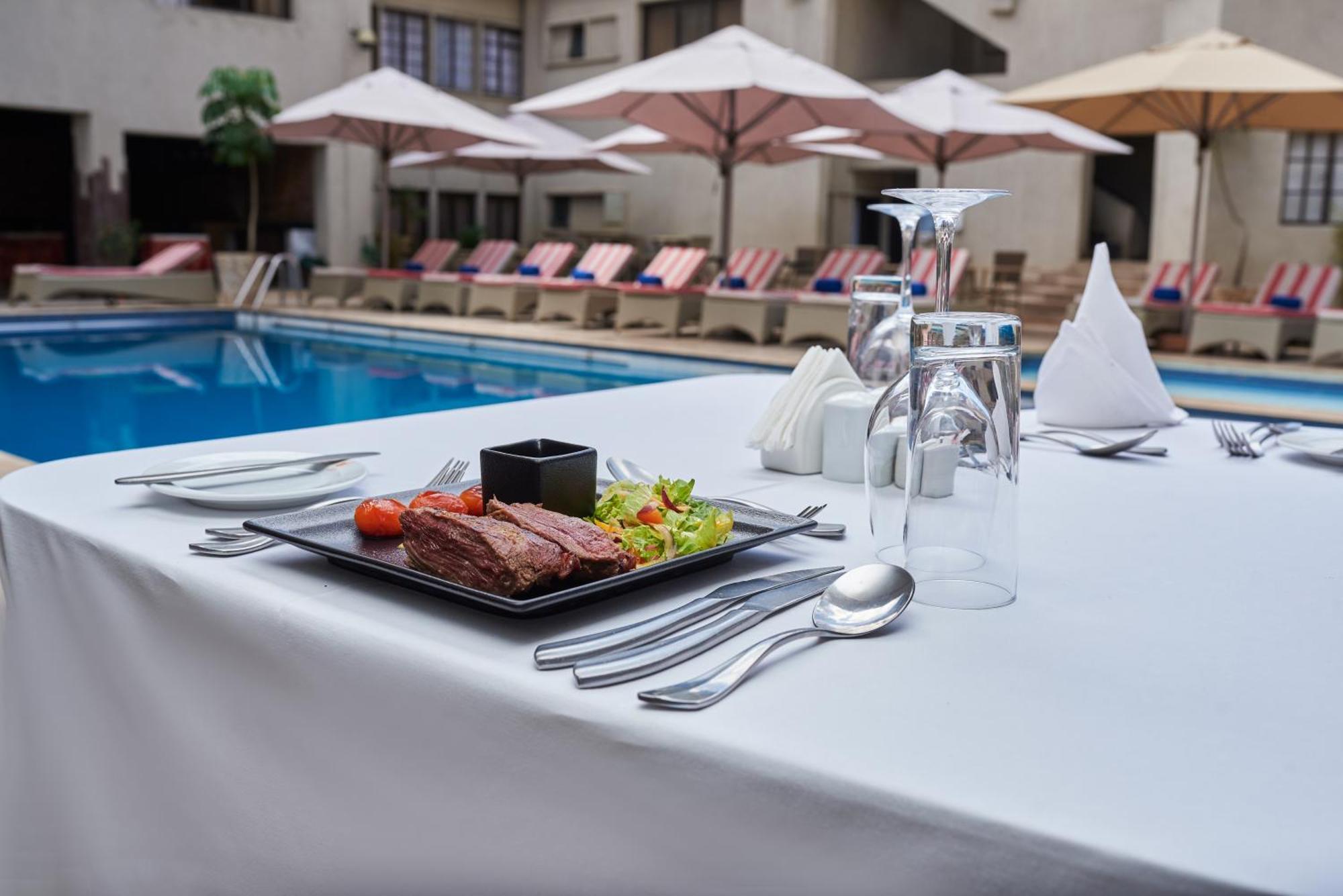 Hotel Waterbuck Nakuru Luaran gambar